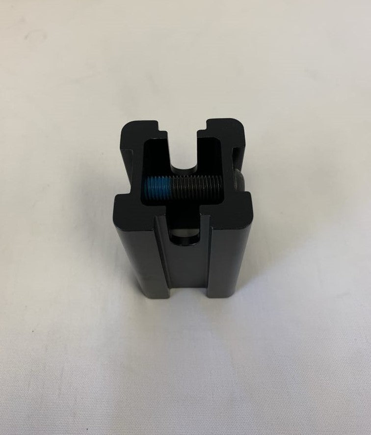 Okanagan 125 Hitch Adaptor (1 1/4" - 2")